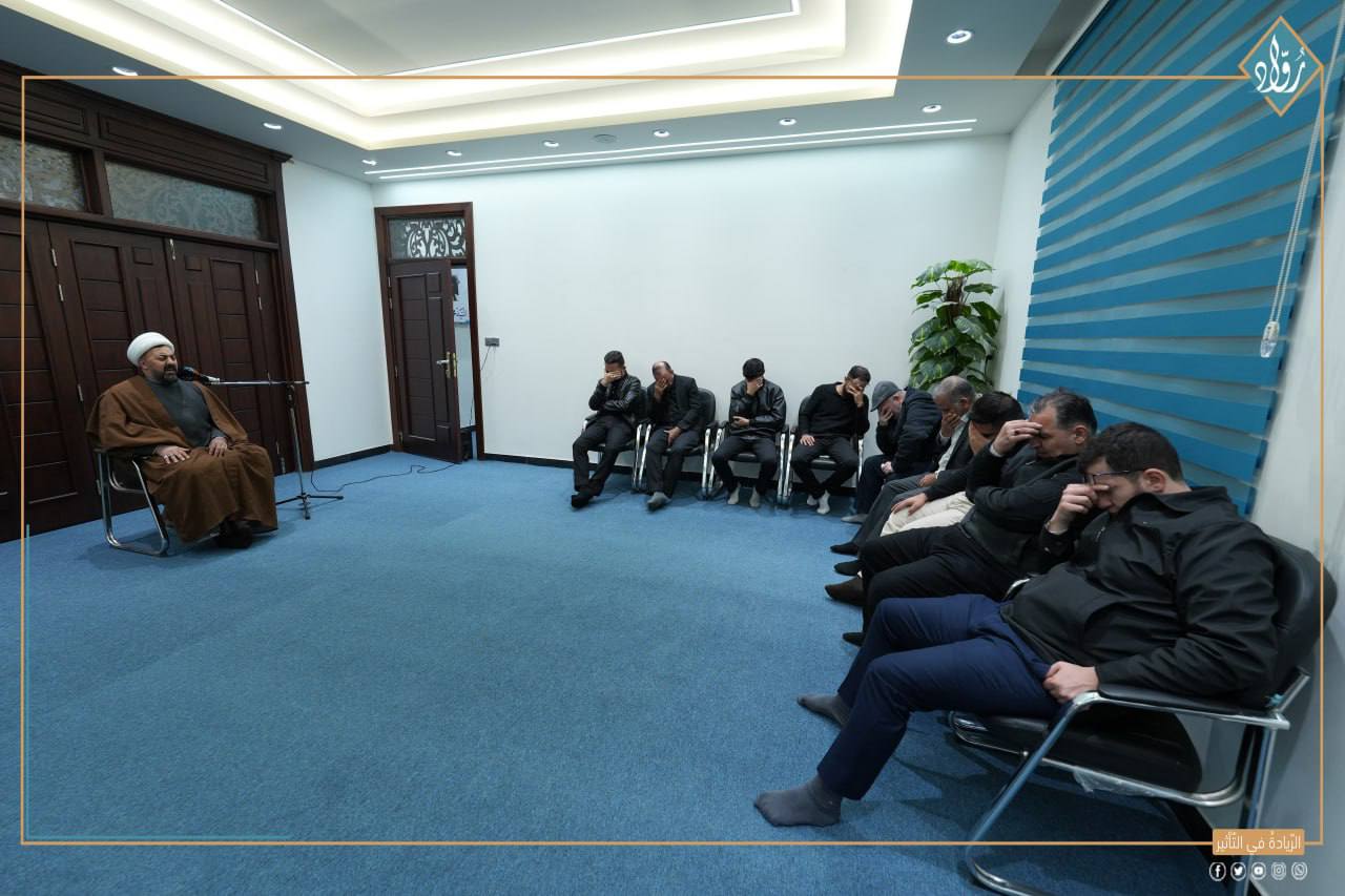 مؤسسة رواد تحيي ذكرى وفاة السيدة زينب (عليها السلام) بإقامة مجلس عزاء