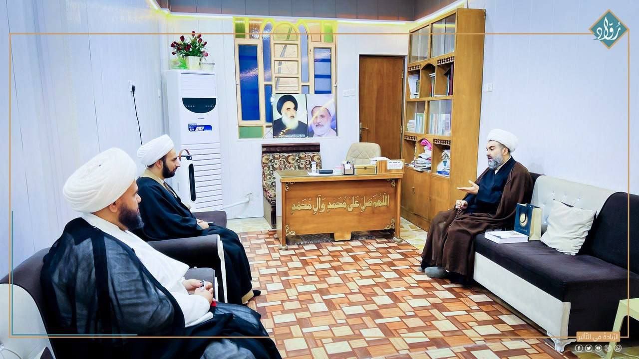 مدير مؤسسة رواد يلتقي معتمد المرجعية الدينية في البصرة